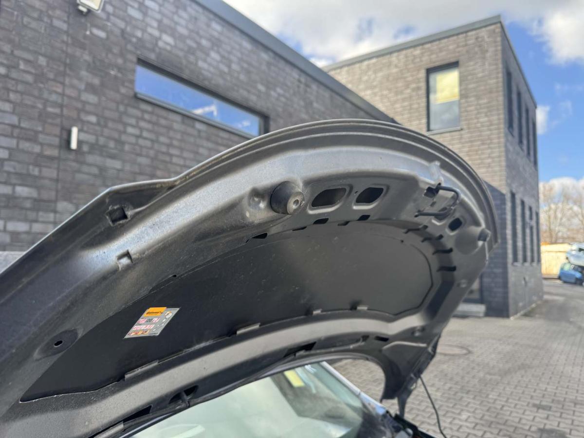 Peugeot 207 original Motorhaube KTH Thorium Grau Bj.2010